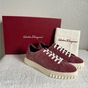 $685 NEW Salvatore Ferragamo Womens Cube Sneakers Pink Red Velvet Luxe size 6